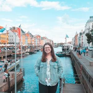 Meet your Posher, Conley